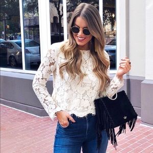 WAYF Lace long Sleeve Blouse